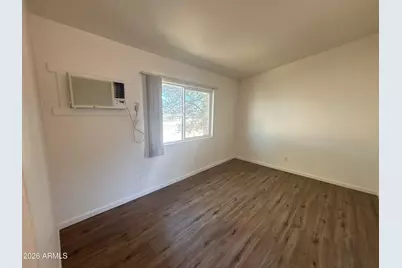 1200 Lanny Avenue #Apt 10, Clarkdale, AZ 86324 - Photo 5
