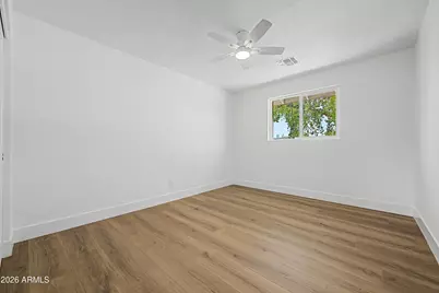 4542 N 50th Drive, Phoenix, AZ 85031 - Photo 13