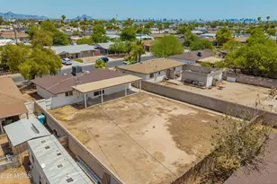 4542 N 50th Dr, Phoenix, AZ 85031 - Photo 23