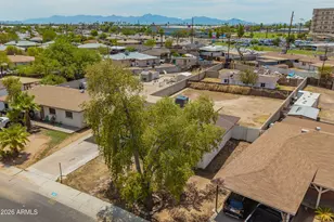 4542 N 50th Dr, Phoenix, AZ 85031 - Photo 25