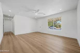 4542 N 50th Dr, Phoenix, AZ 85031 - Photo 11