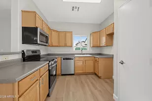 3817 W Oregon Ave, Phoenix, AZ 85019 - Photo 9