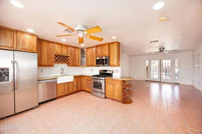 7337 E Lewis Avenue, Scottsdale, AZ 85257 - Photo 3