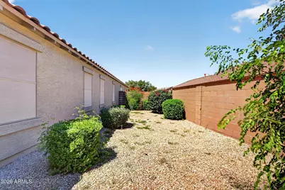 687 E Palomino Way, San Tan Valley, AZ 85143 - Photo 45