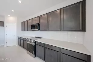 18266 W Sand Hls Dr, Surprise, AZ 85387 - Photo 11