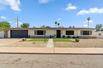 3901 N 19th Street, Phoenix, AZ 85016 - Photo 1