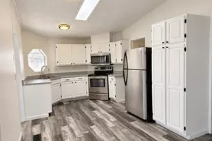 2292 N Ironwood Dr, Apache Junction, AZ 85120 - Photo 3