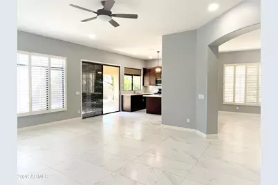 4523 E Swilling Road, Phoenix, AZ 85050 - Photo 11