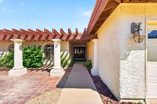 10422 E Regal Dr, Sun Lakes, AZ 85248 - Photo 5