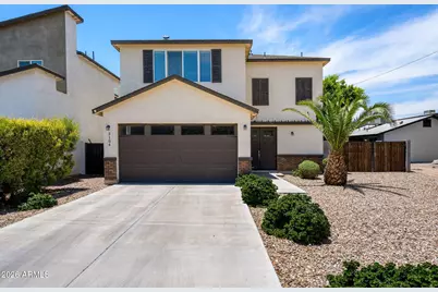 3104 N 37th Street, Phoenix, AZ 85018 - Photo 1