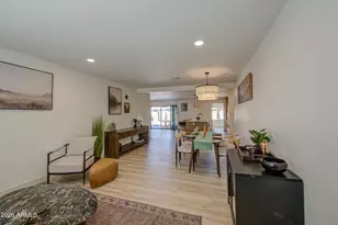 218 E Cairo Dr, Tempe, AZ 85282 - Photo 5