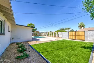 218 E Cairo Dr, Tempe, AZ 85282 - Photo 39