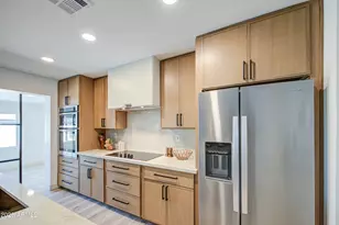 218 E Cairo Dr, Tempe, AZ 85282 - Photo 11