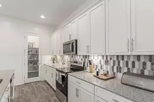 12356 W Davis Ln, Avondale, AZ 85323 - Photo 3