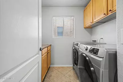 1807 E Dunbar Drive, Phoenix, AZ 85042 - Photo 25