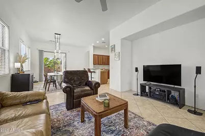 1887 W Periwinkle Way, Chandler, AZ 85248 - Photo 9