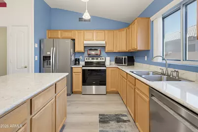 6819 W Caribbean Lane, Peoria, AZ 85381 - Photo 3