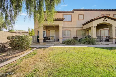 125 S 56th Street #1, Mesa, AZ 85206 - Photo 1