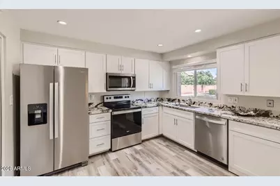 8434 E Montebello Avenue, Scottsdale, AZ 85250 - Photo 5