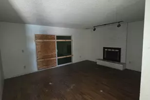 901 W Angela Dr, Phoenix, AZ 85023 - Photo 3