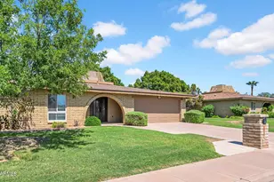 1110 E Orangewood Ave, Phoenix, AZ 85020 - Photo 3
