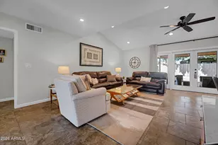 1110 E Orangewood Ave, Phoenix, AZ 85020 - Photo 5