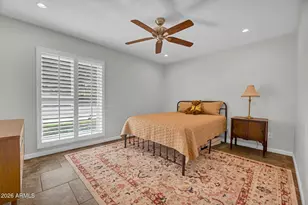 1110 E Orangewood Ave, Phoenix, AZ 85020 - Photo 17