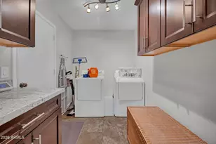 1110 E Orangewood Ave, Phoenix, AZ 85020 - Photo 19