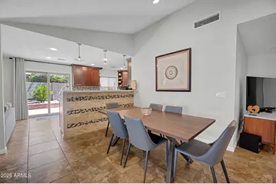 1110 E Orangewood Avenue, Phoenix, AZ 85020 - Photo 7