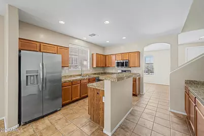 15348 W Dreyfus Street, Surprise, AZ 85379 - Photo 5