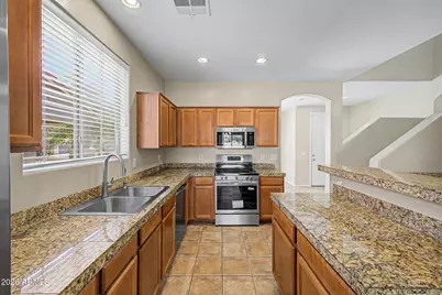 15348 W Dreyfus Street, Surprise, AZ 85379 - Photo 7
