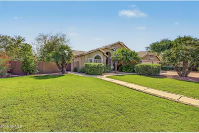 2465 E Drake Street, Gilbert, AZ 85234 - Photo 3