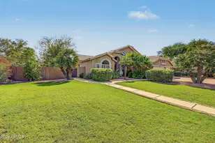 2465 E Drake St, Gilbert, AZ 85234 - Photo 3