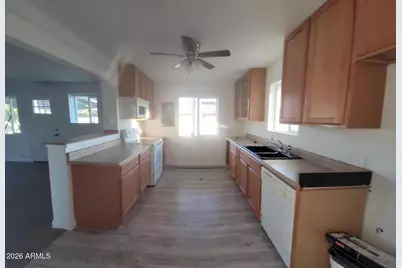 2102 N 26th Place, Phoenix, AZ 85008 - Photo 35