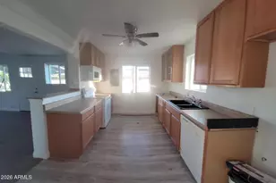 2102 N 26th Pl, Phoenix, AZ 85008 - Photo 35
