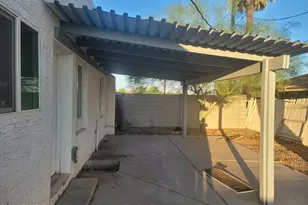 2102 N 26th Pl, Phoenix, AZ 85008 - Photo 15