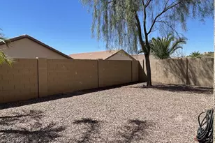 2557 W Brilliant Sky Dr, Phoenix, AZ 85085 - Photo 17