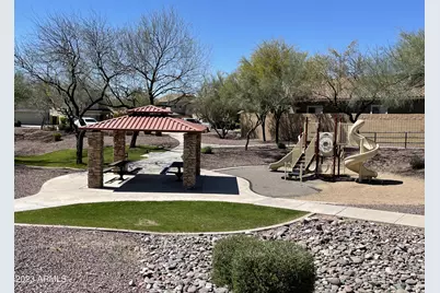 2557 W Brilliant Sky Drive, Phoenix, AZ 85085 - Photo 19