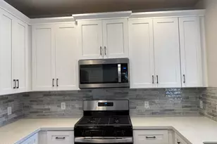 2557 W Brilliant Sky Dr, Phoenix, AZ 85085 - Photo 7
