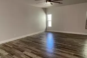 2557 W Brilliant Sky Dr, Phoenix, AZ 85085 - Photo 3