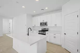 39980 W Desert Fairways Dr, Maricopa, AZ 85138 - Photo 11