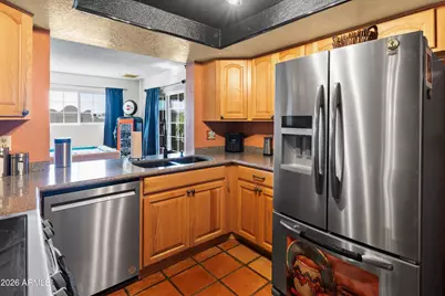 8607 W Earll Drive, Phoenix, AZ 85037 - Photo 9