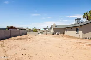 8607 W Earll Dr, Phoenix, AZ 85037 - Photo 31