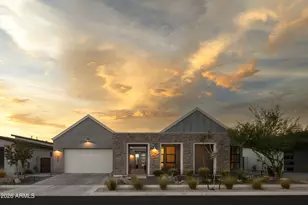 718 E Summerside Rd, Phoenix, AZ 85042 - Photo 1