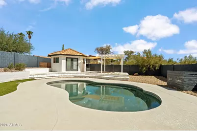 4330 E Vaughn Drive, Phoenix, AZ 85044 - Photo 1