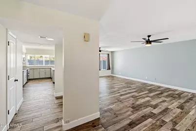 4330 E Vaughn Drive, Phoenix, AZ 85044 - Photo 9