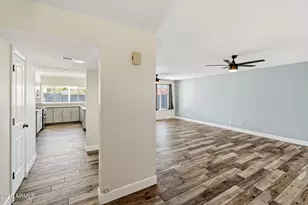 4330 E Vaughn Dr, Phoenix, AZ 85044 - Photo 9