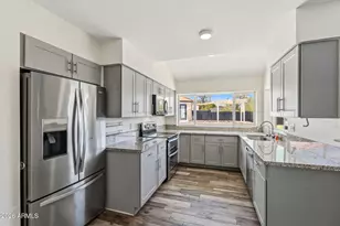 4330 E Vaughn Dr, Phoenix, AZ 85044 - Photo 13