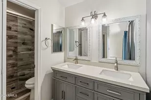 4330 E Vaughn Dr, Phoenix, AZ 85044 - Photo 21