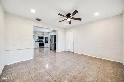 1037 E Diana Avenue, Phoenix, AZ 85020 - Photo 5